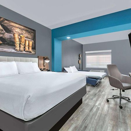 La Quinta By Wyndham Decatur Hotel Екстериор снимка