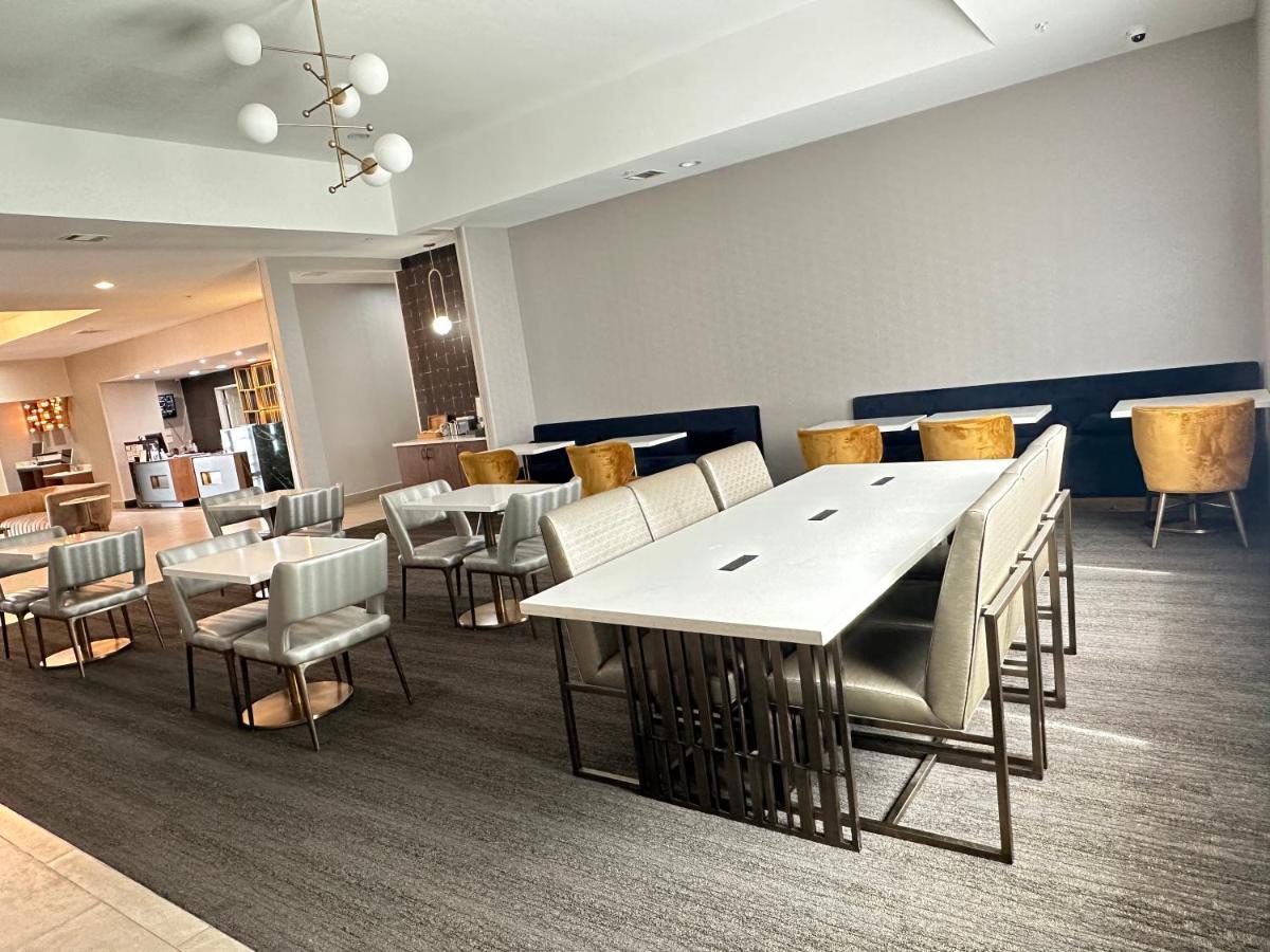 La Quinta By Wyndham Decatur Hotel Екстериор снимка