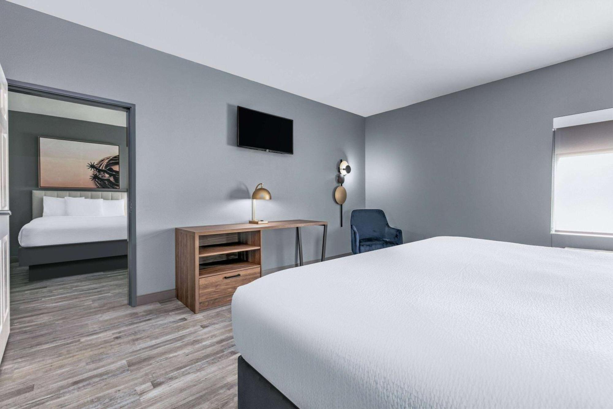 La Quinta By Wyndham Decatur Hotel Екстериор снимка