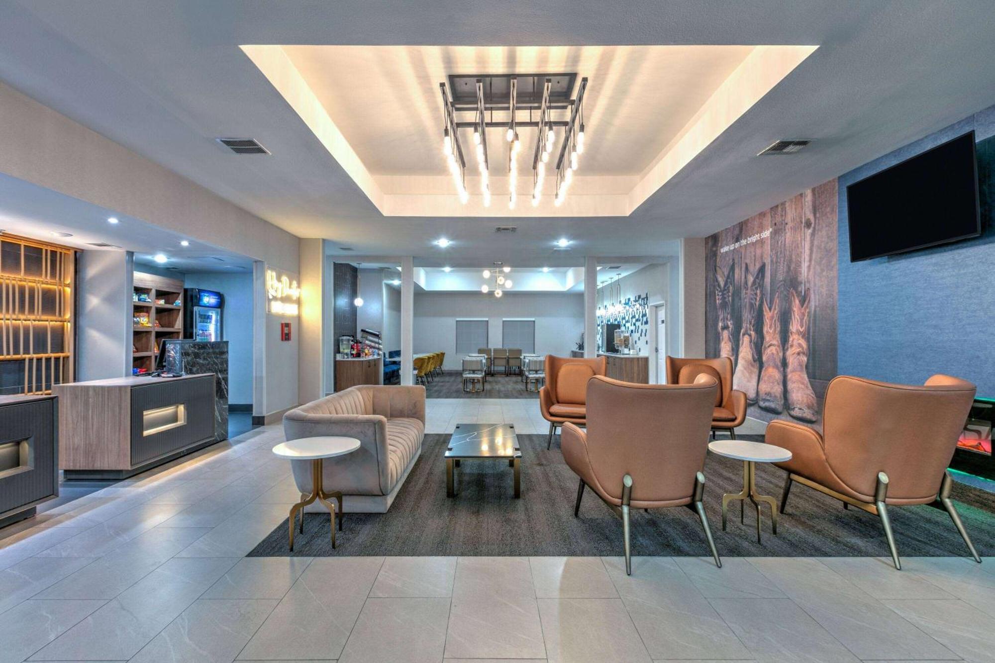 La Quinta By Wyndham Decatur Hotel Екстериор снимка