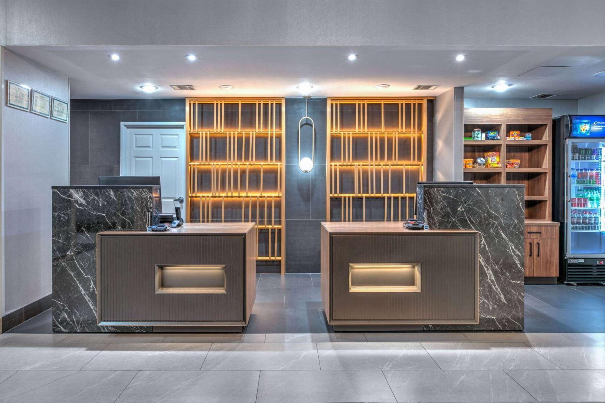 La Quinta By Wyndham Decatur Hotel Екстериор снимка
